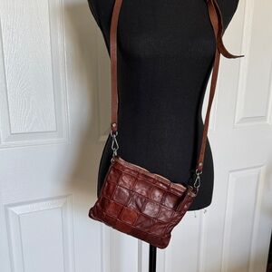 Campomaggi Rich Brown Leather Crossbody Bag